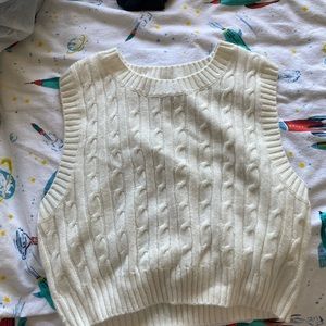 H&M cropped knit sweater vest